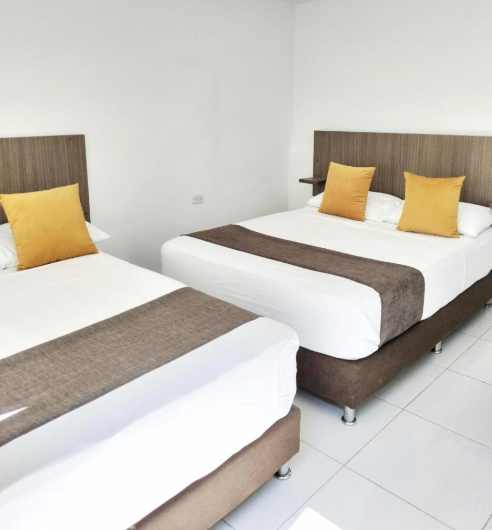 Ayenda Hotel Helenas Риоача Экстерьер фото